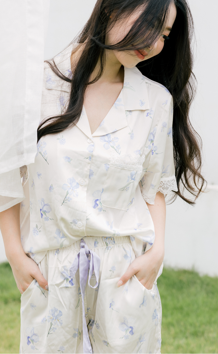 Cozy • Satin Short Sleeve Pajamas Set (Short Pants)