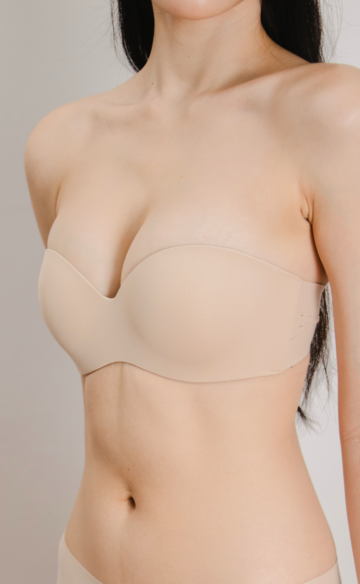 Curvy Boost • Push-Up Seamless Strapless Bra