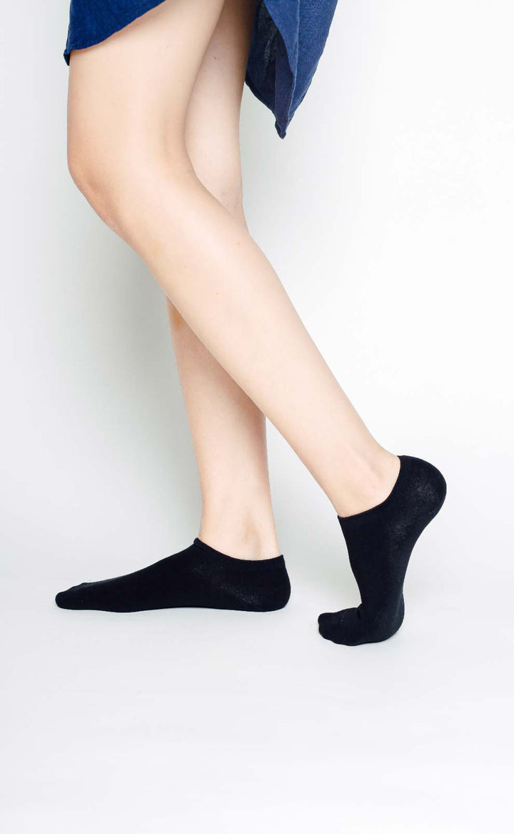 Pure • Women Low Cut Ankle Socks (Black)