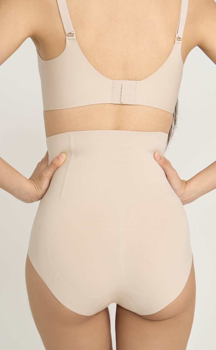 ComFIT • Shaping Seamless Panty (Medium Control)