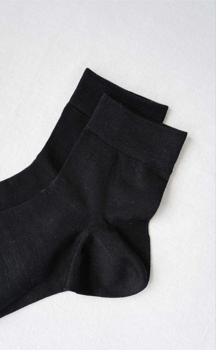 Pure •  Women Crew Socks (Jet Black)